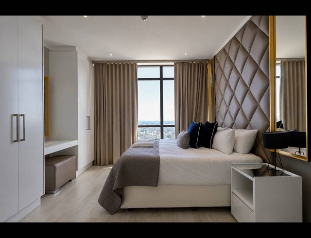 4 BEDROOM PENTHOUSE FOR SALE IN MORNINGSIDE